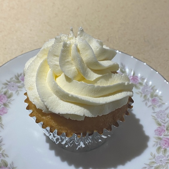 Meet your Posher, Melanie - Picture 1 of 1